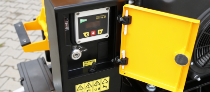 Buschholzhäcksler mit Benzinmotor LS 100 P2 (RATO)